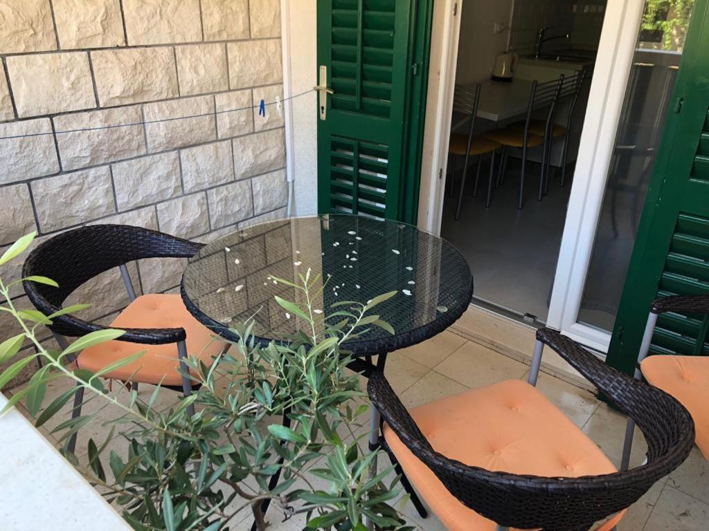 Guest House Marija Bol Exterior foto